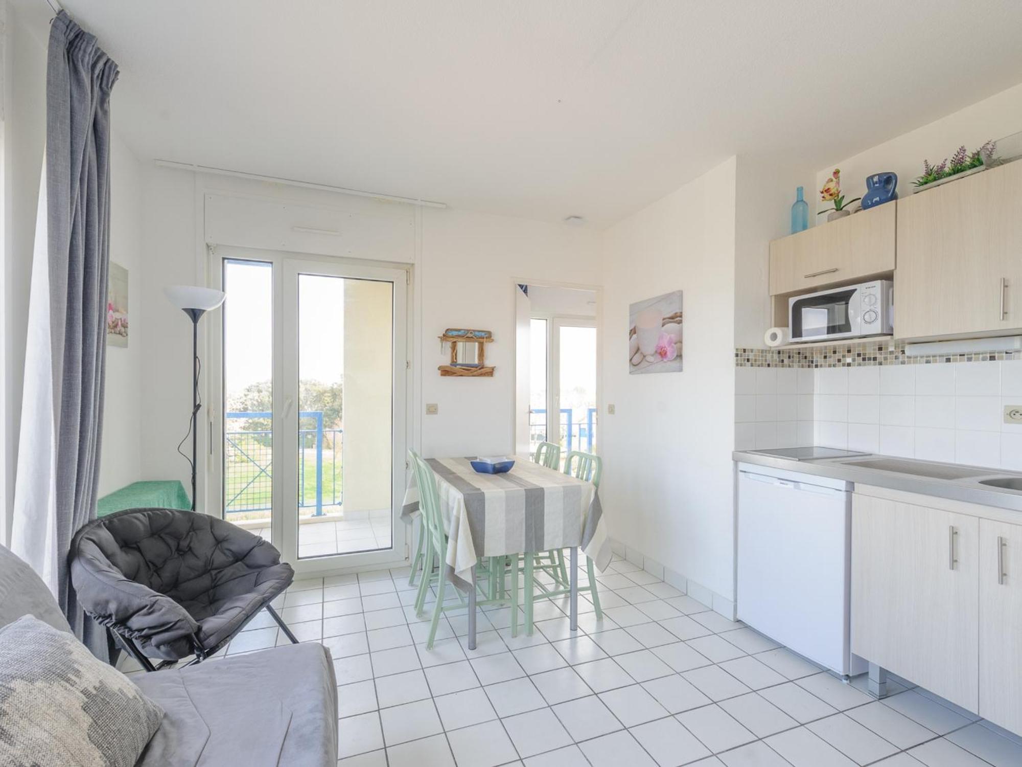 Chatelaillon-Plage : T2 Panoramique Sur La Mer Pour 2 Avec Piscine - Fr-1-535-2 Eksteriør bilde
